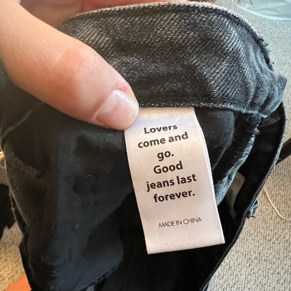 Black Ripped Highwaisted Jeans - Picture 7 of 7